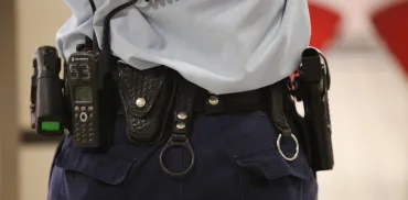 ceinturon avec taser