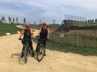 première patrouille à vélo de la police locale de Comines-Warneton