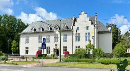 drogenbos_gemeentehuis