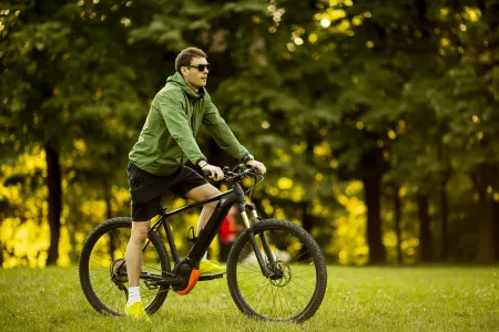 Sécurité routière : les règles pour les speed pedelecs