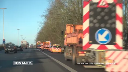 A la sortie de l’hiver, le nombre de chantiers routiers grimpe en flèche. Contacts a suivi pendant quelques heures deux ouvriers qui travaillent à l’amélioration de nos routes, pour partager leur ressenti. Focus sur un métier difficile, et qui peut se révéler dangereux par la faute des conducteurs.