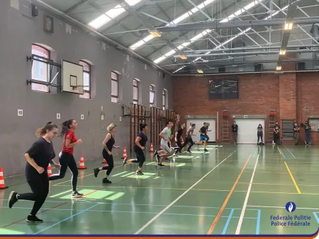 La police cherche chaque année 3 000 nouveaux collaborateurs : une procédure plus efficace pour accélérer les recrutements