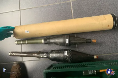 Grootschalige politieoperatie in heel Wallonië: wapens in beslag genomen en meerdere personen opgepakt. 